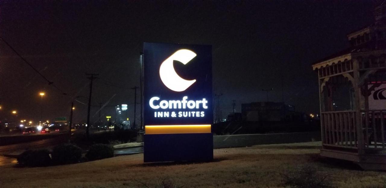 Comfort Inn & Suites Tulsa I-44 West - Rt 66 Oakhurst Exterior foto